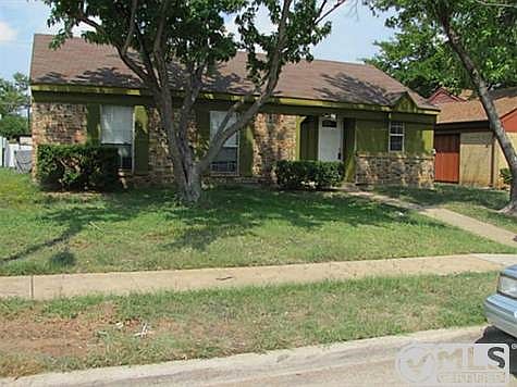 1st image of 10031 Heritage Pl