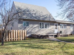 702 N Main St, Valentine, NE 69201