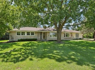 4765 Shasta Dr, Brookfield, WI 53045