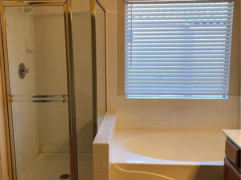 9724 Sandmist Ave — Photo 20