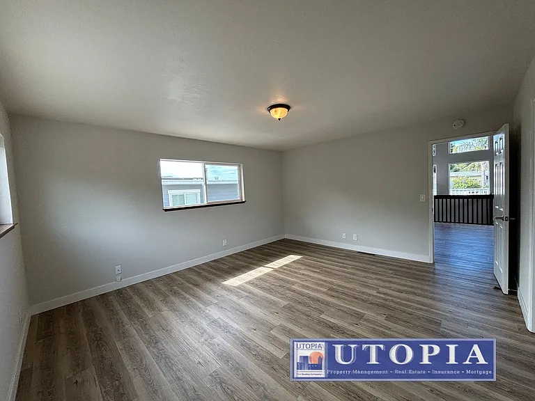 212 Treasure Island Dr — Photo 9