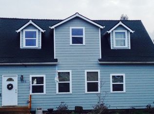 736 NE 13th St, McMinnville, OR