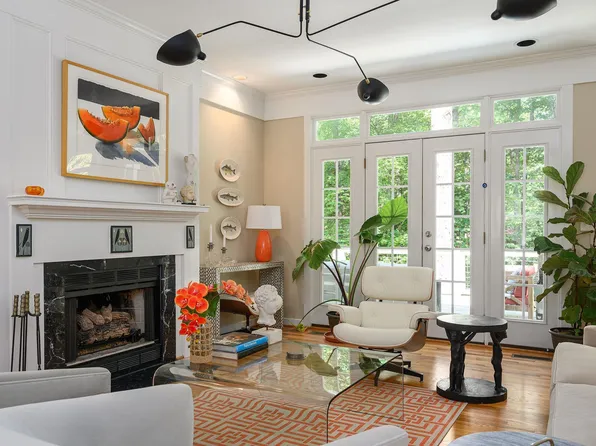 714 Acorn Ln, Charlottesville, VA 22903