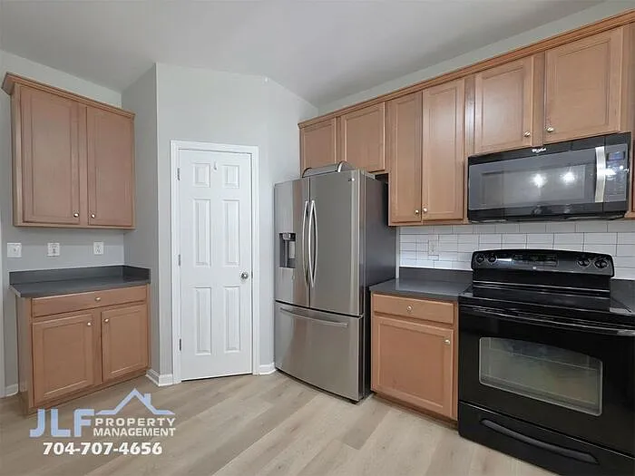 11659 Tucker Field Rd — Photo 5