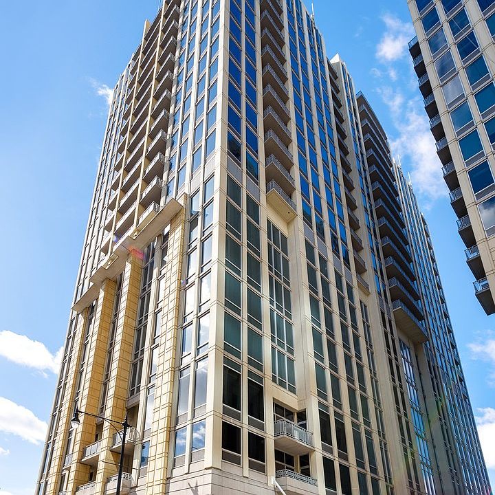 1st image of 700 N Larrabee St APT 1501