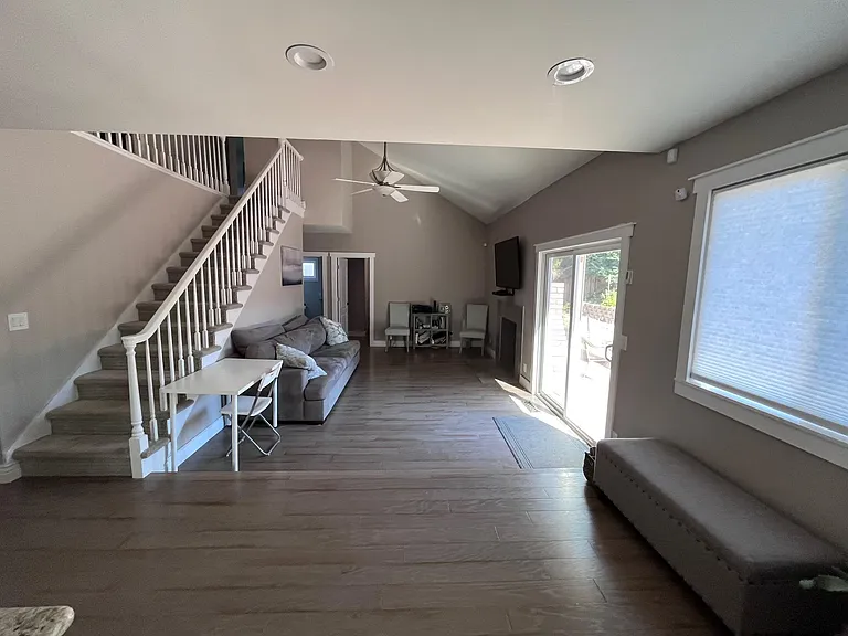 6017 Majorca Ct — Photo 9