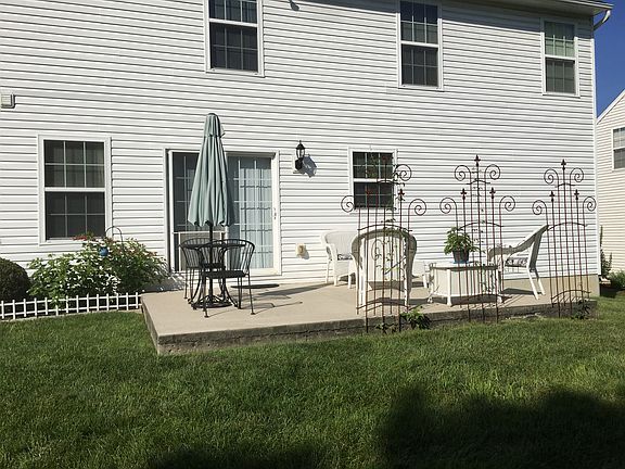 5th image of 593 Woodrow Ct