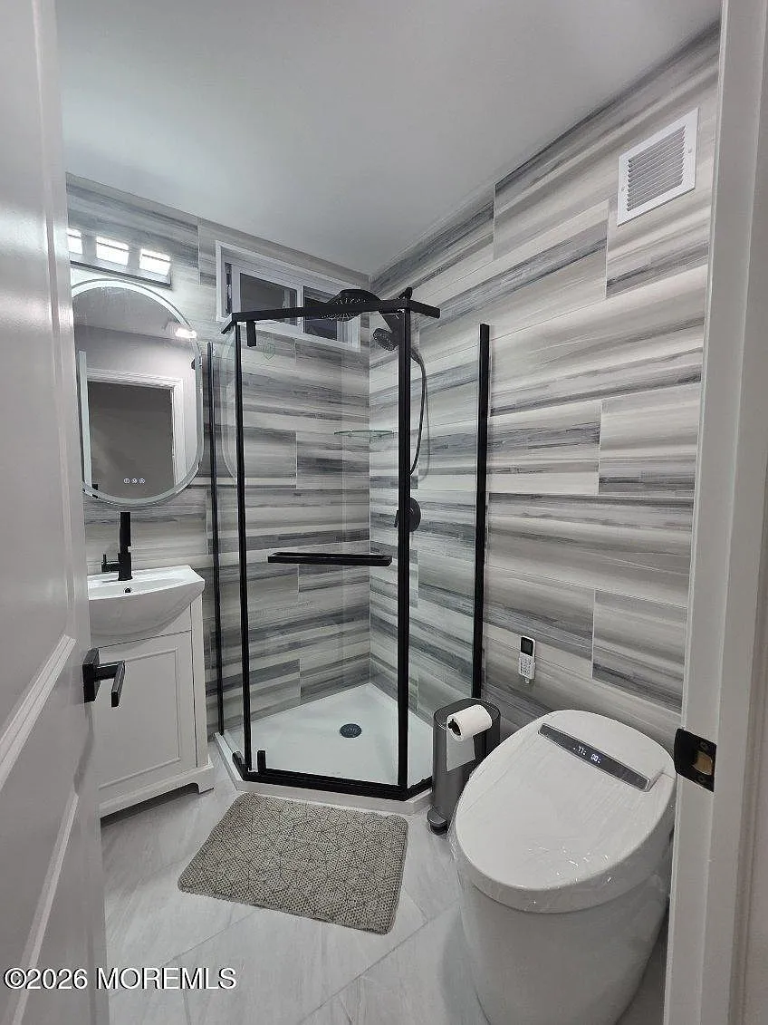 3 bed, 1187 sqft, $39,000 — Photo 3