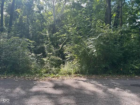 4530 Eastbourne Dr, Indianapolis, IN 46226