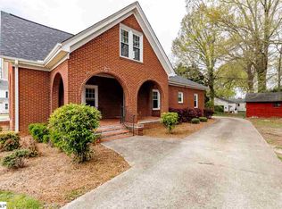 101 S Weston St, Fountain Inn, SC 29644