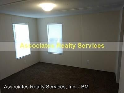 5th image of 8420 NE 77th Ln