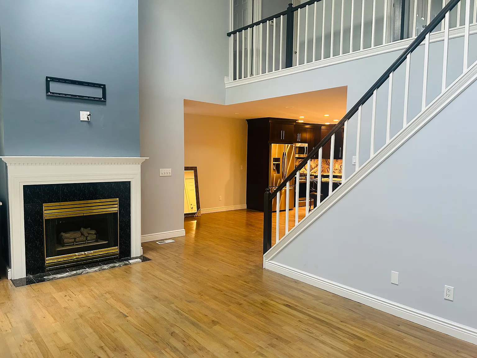 2 bed, 1800 sqft, $4,495 — Photo 2