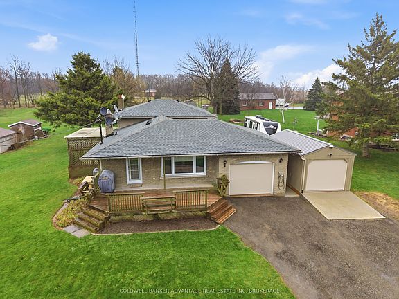 4th image of 2859 Chippawa Rd