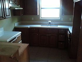 2nd image of 1514 W Kennedy Ave