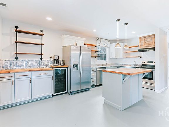 4th image of 716 Stevens Grove Church Road