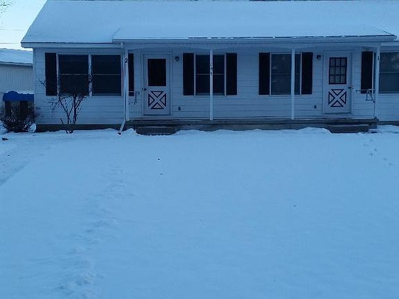 4th image of 151 S Shore Dr