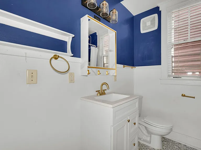 2234 Whitaker St — Photo 22