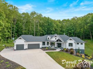 6238 N Ridge Ct, Middleville, MI 49333