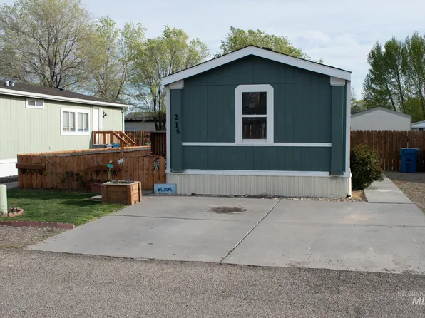 215 Colleen Dr, Mountain Home, ID 83647
