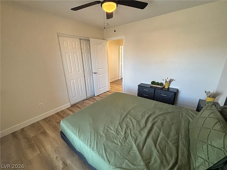 586 Brinkburn Point Ave — Photo 22