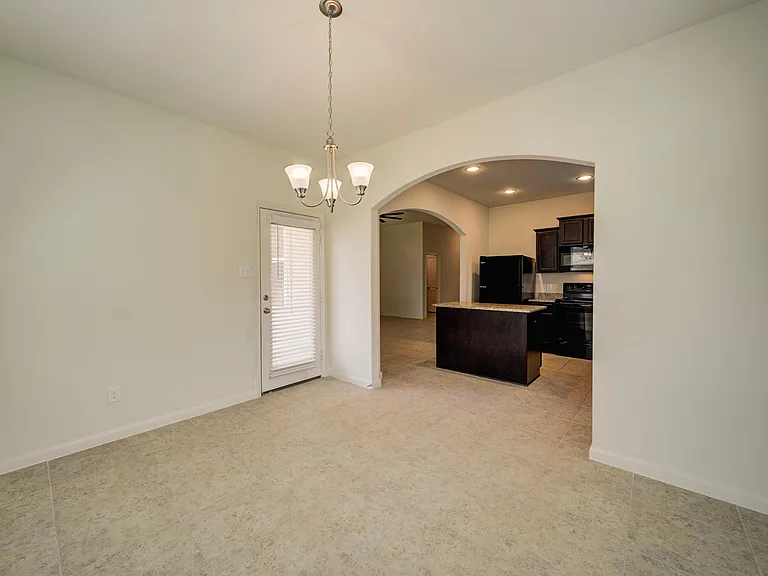 4517 Shy Creek Ln — Photo 12