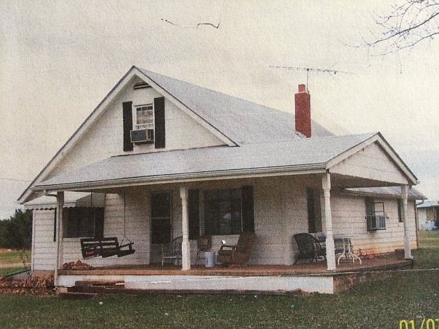1st image of 204 Toney St