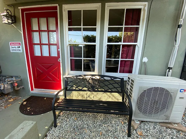 5147 Riverton Ave — Photo 22