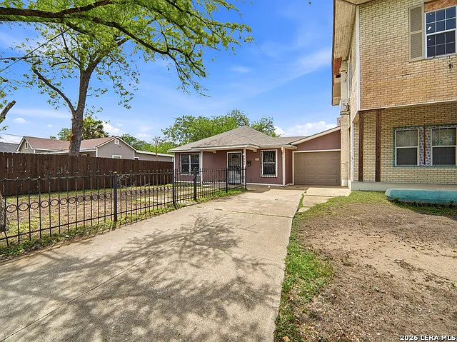 Building Photo - 1301 S Palmetto
