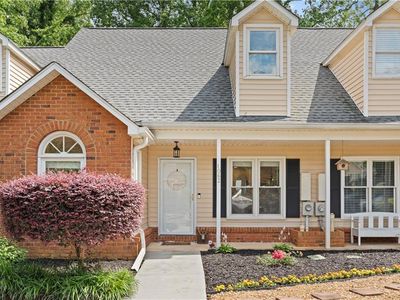 1062 Sasha Ln, Roswell, GA, 30075