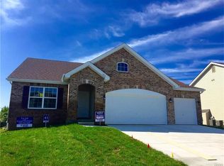 953 Stone Briar Dr, O Fallon, IL 62269