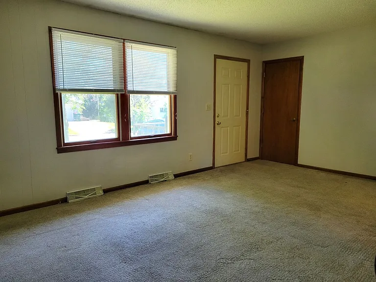 113 Emory Dr — Photo 8
