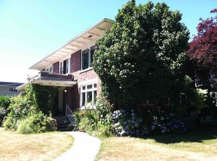 5201 16th Ave NE, Seattle, WA 98105