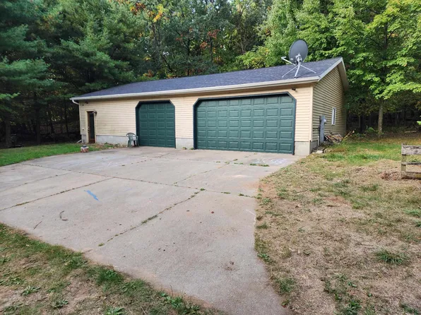 W9023 Bicentennial Rd, Wautoma, WI 54982