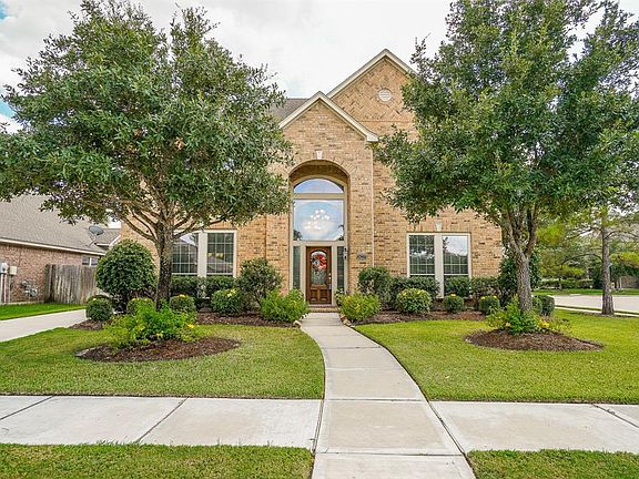 2nd image of 26227 Ginger Gables Ln