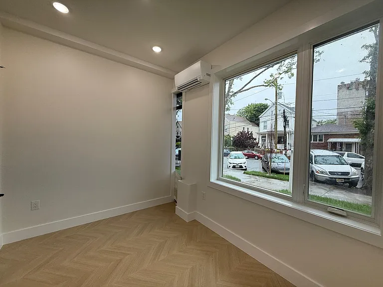 40 Lembeck Ave #101C — Photo 6