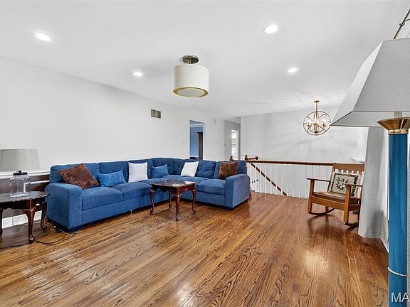 5th image of 4833 Mattis Rd