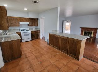 2204 Bradley Ave, Bakersfield, CA 93304