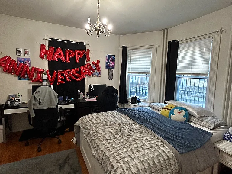 17 Hillside St #1 — Photo 6