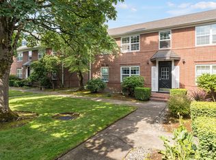 308 E 12th St APT B, Vancouver, WA 98660