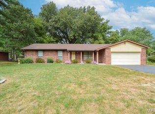 7 Lakeview Dr, Freeburg, IL 62243