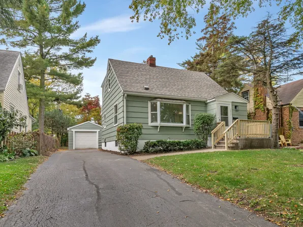 1823 Evergreen Rd, Homewood, IL 60430