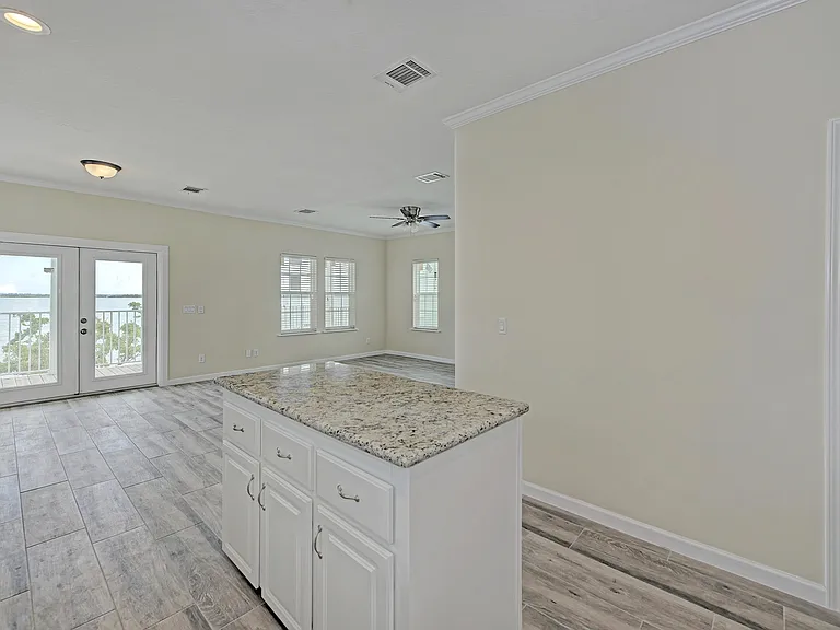 21 E Circle Dr #B — Photo 14