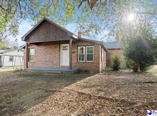 32 Roddy St, Cheraw, SC 29520