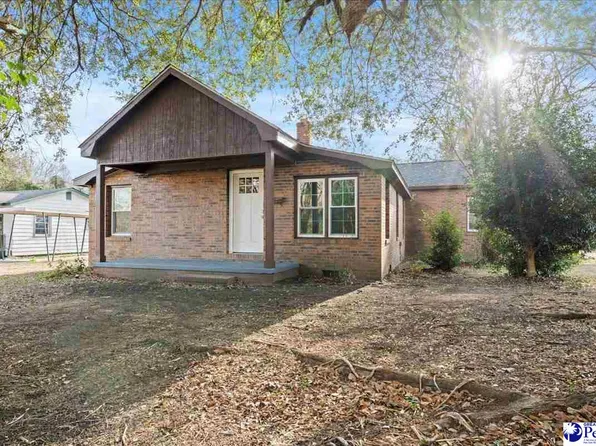 32 Roddy St, Cheraw, SC 29520