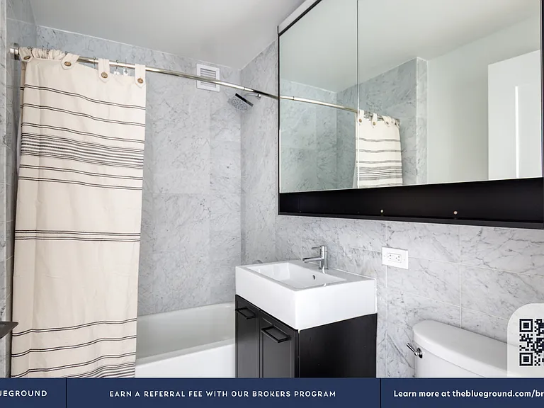 67 Wall St #18B — Photo 13
