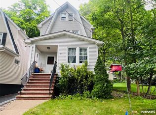 31 Dean St, Glen Rock, NJ 07452
