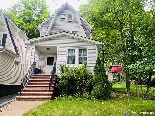 31 Dean St, Glen Rock, NJ 07452