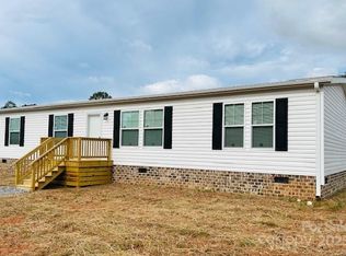 501 Eagle Mills Rd, Hamptonville, NC 27020