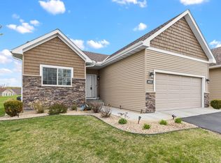 6023 Iris Ln, Rockford, MN 55373