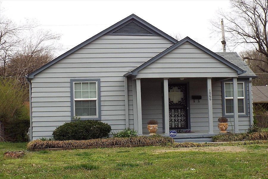 1st image of 1066 E Walthal Cir